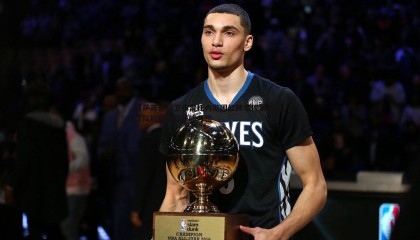 PP电子-奥萨苏纳后卫布雷托内斯因红牌遭停赛两场，球队后防面临严峻考验